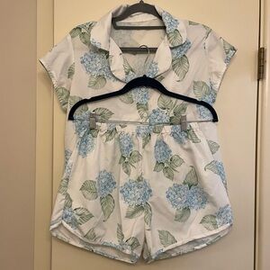 Blue and white hydrangea pajama set